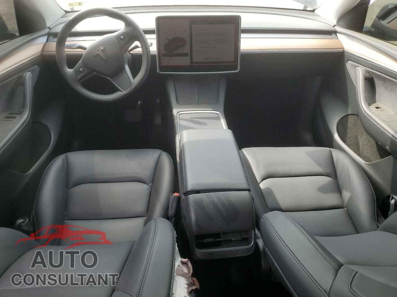 TESLA MODEL Y 2024 - 7SAYGDEE8RF995932
