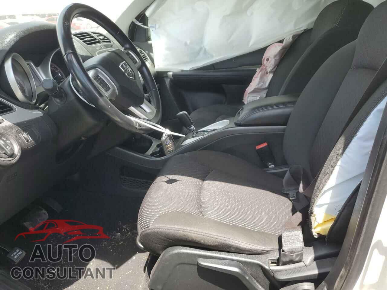 DODGE JOURNEY 2019 - 3C4PDCBB5KT863448