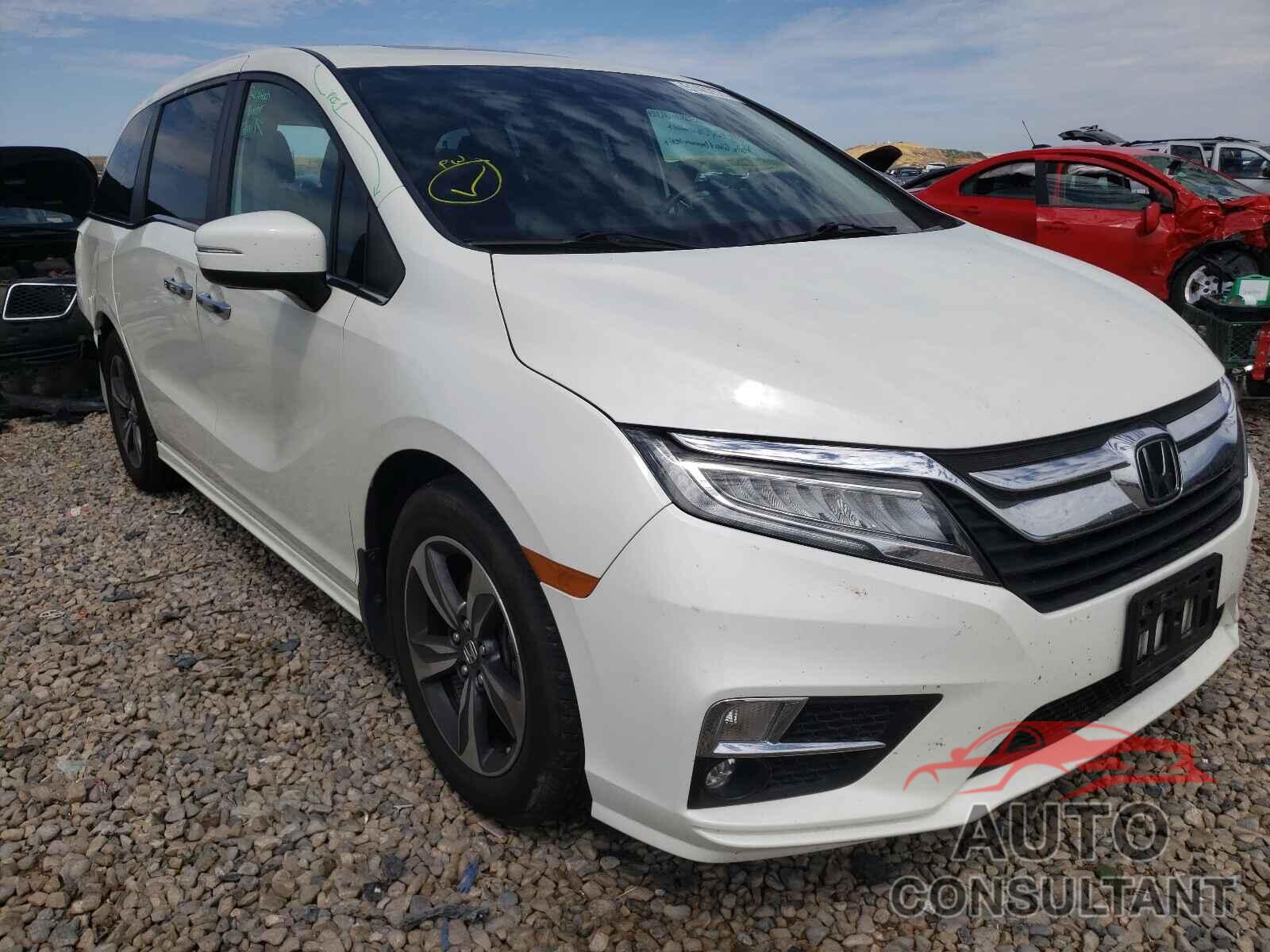 HONDA ODYSSEY 2018 - 5FNRL6H84JB028365