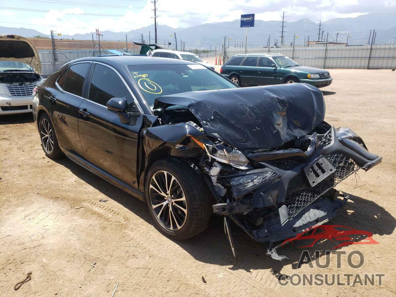 TOYOTA CAMRY 2018 - 4T1B11HKXJU510220