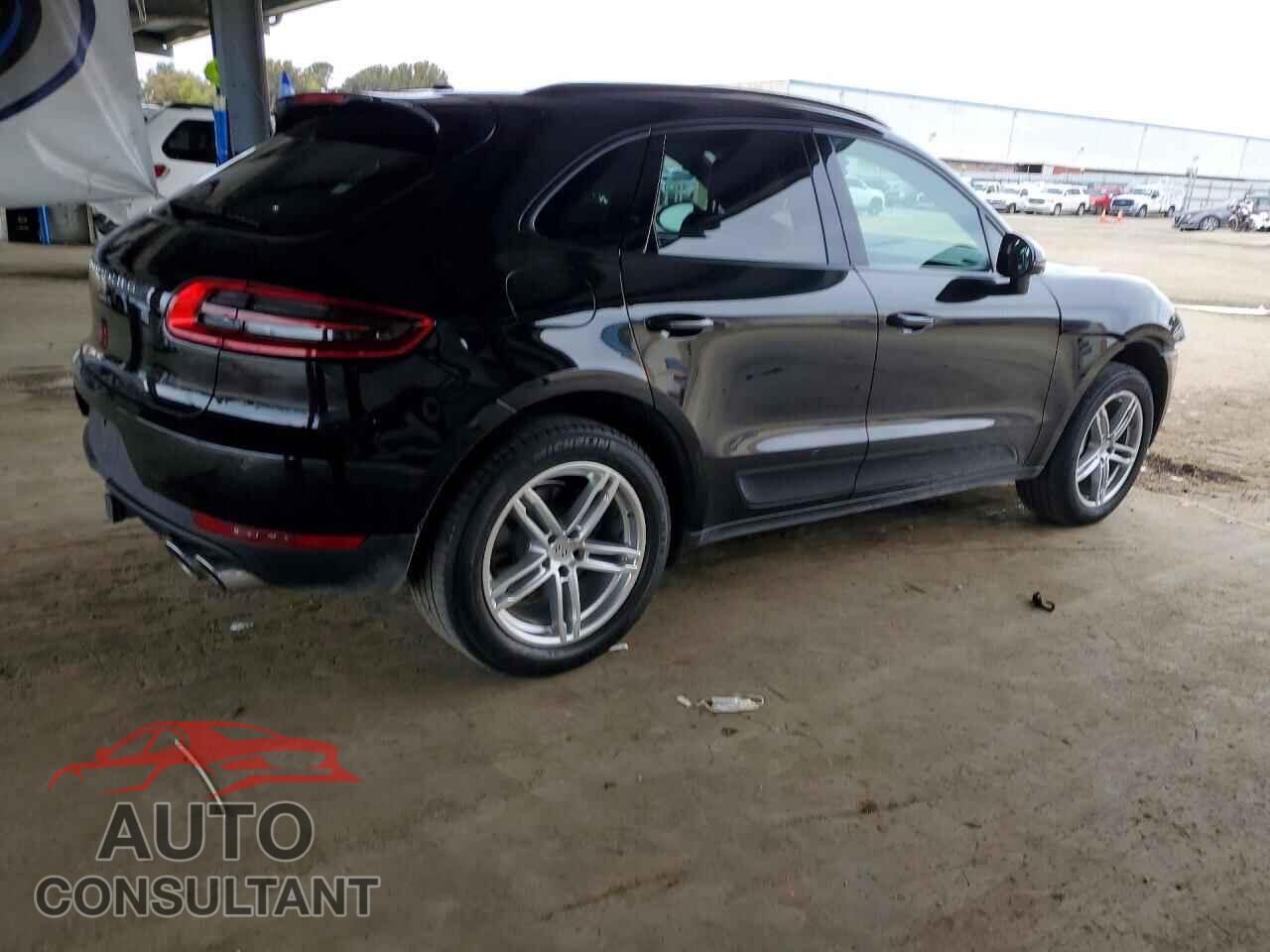 PORSCHE MACAN 2018 - WP1AA2A50JLB06082