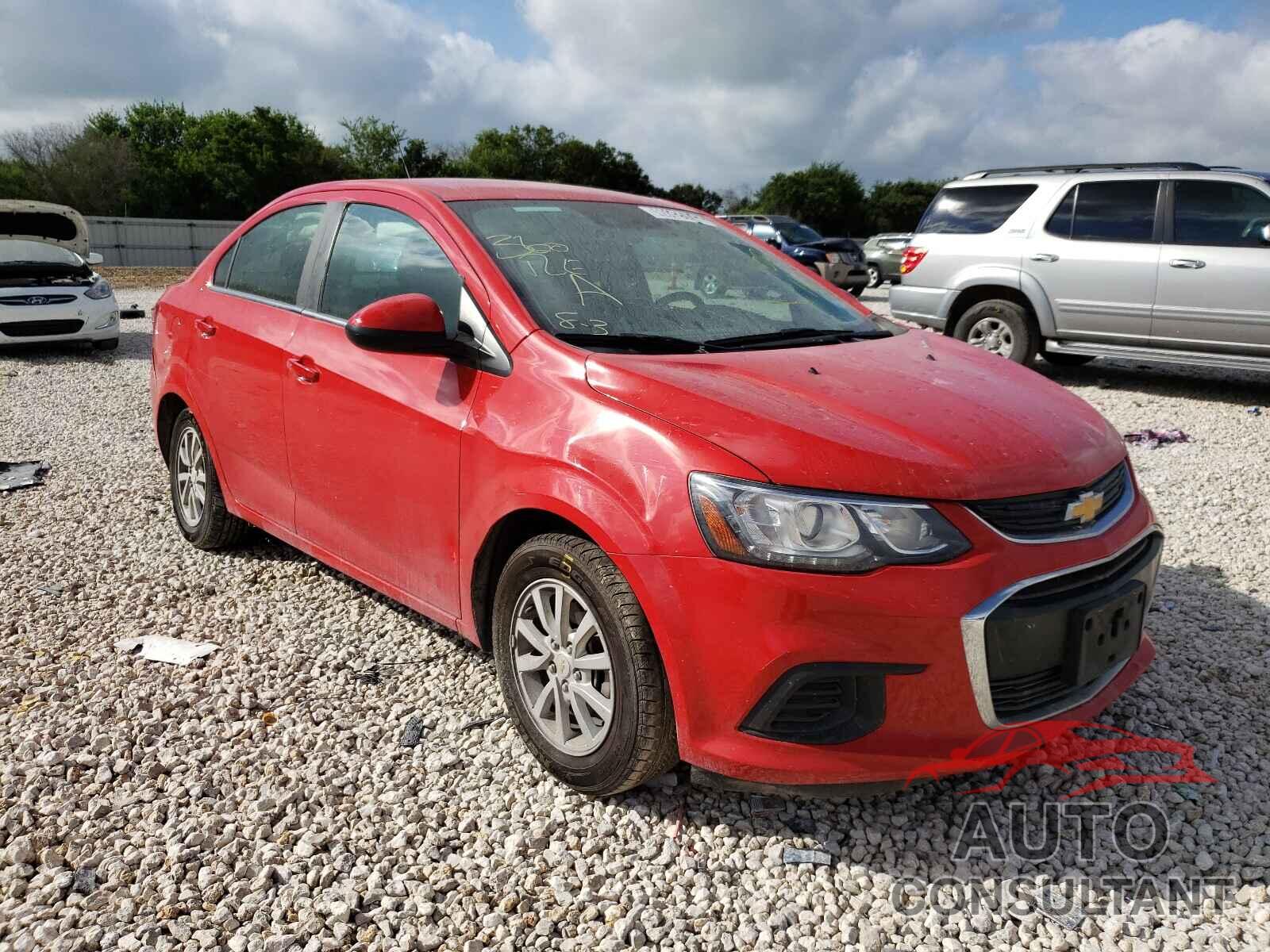 CHEVROLET SONIC 2018 - 1G1JD5SH6J4102169