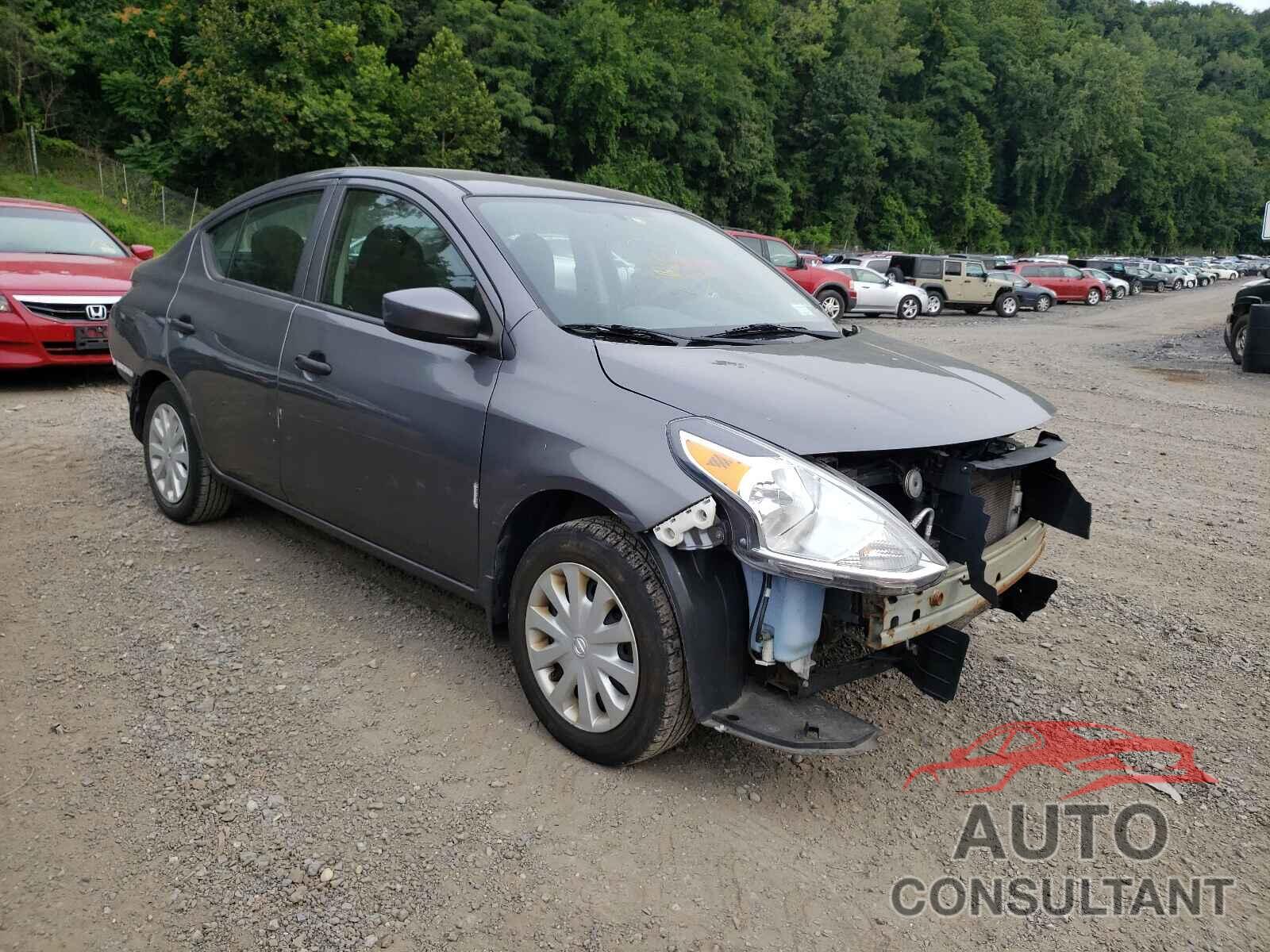 NISSAN VERSA 2017 - 3N1CN7AP1HL834590
