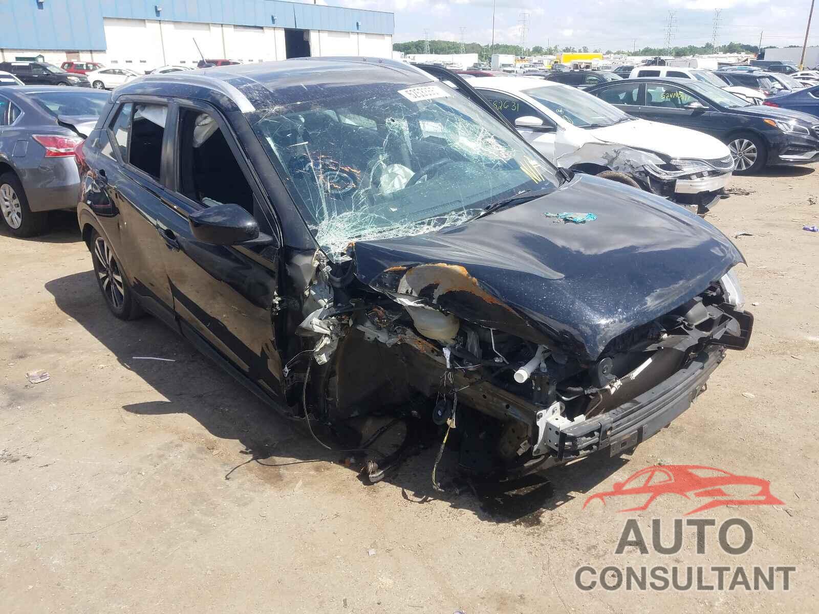 NISSAN KICKS 2019 - 3N1CP5CU1KL546481