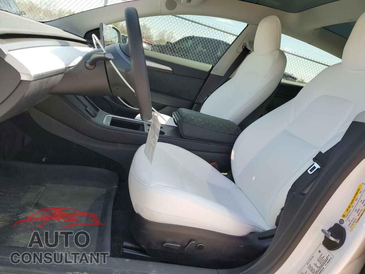 TESLA MODEL 3 2022 - 5YJ3E1EA5NF322194