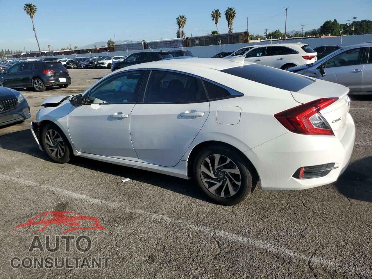 HONDA CIVIC 2018 - 2HGFC2F76JH574196