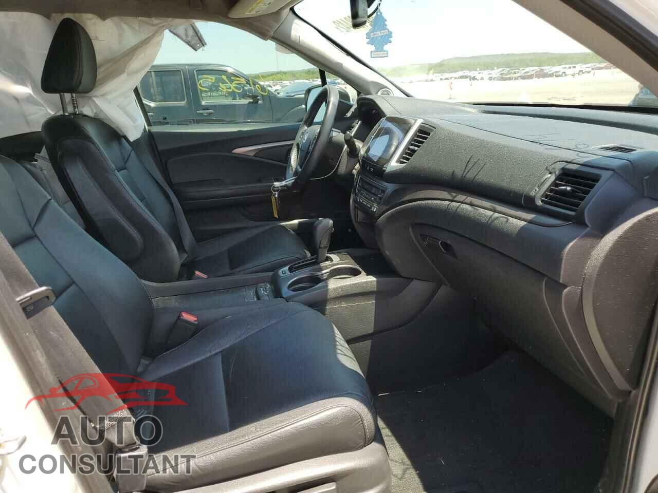HONDA PILOT 2017 - 5FNYF5H56HB025674