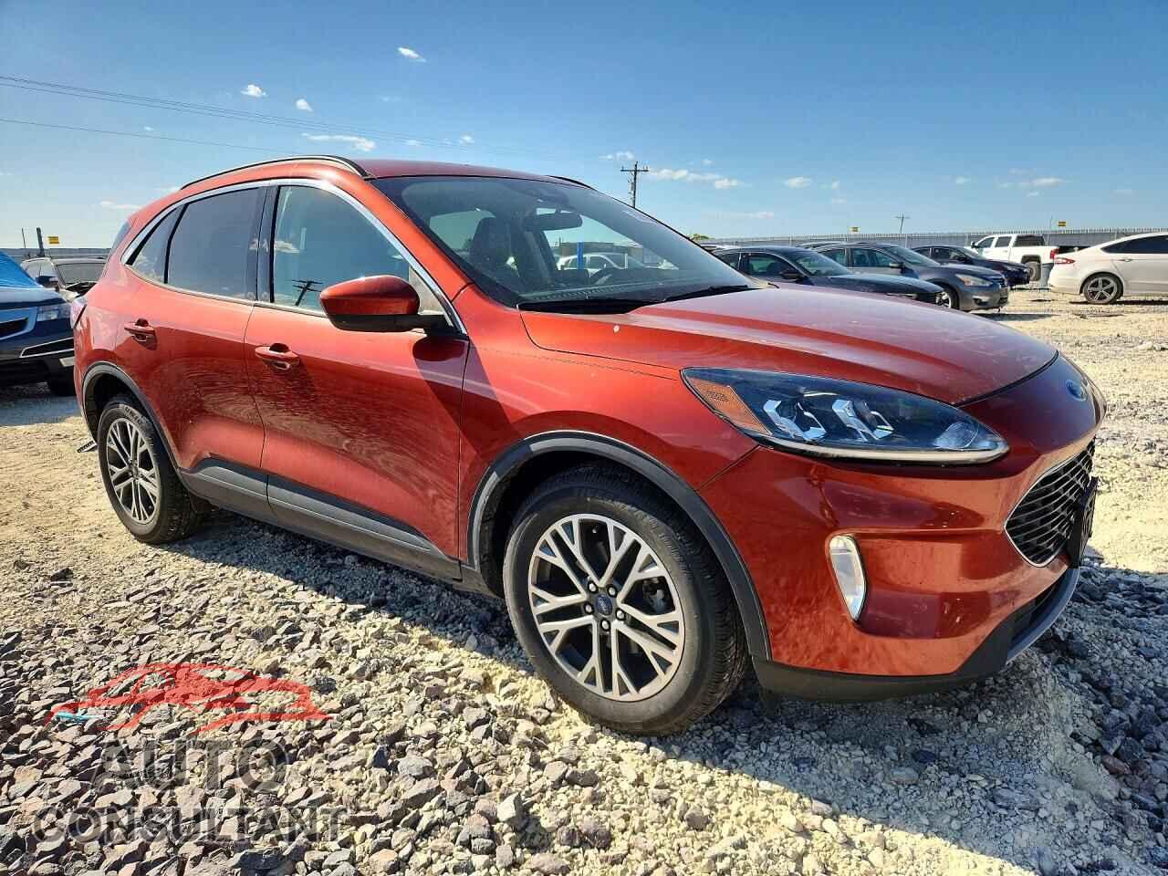 FORD ESCAPE 2020 - 1FMCU0H60LUA00826