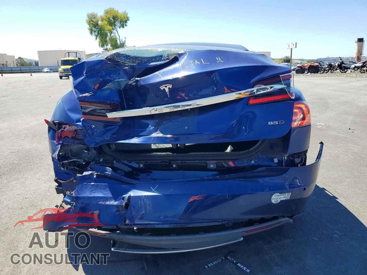 TESLA MODEL S 2015 - 5YJSA1E20FF116413