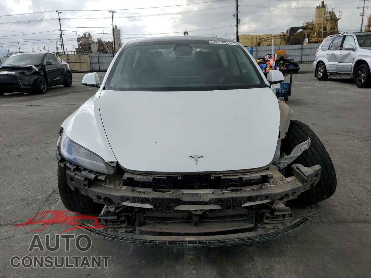 TESLA MODEL 3 2024 - 5YJ3E1EB3RF849875