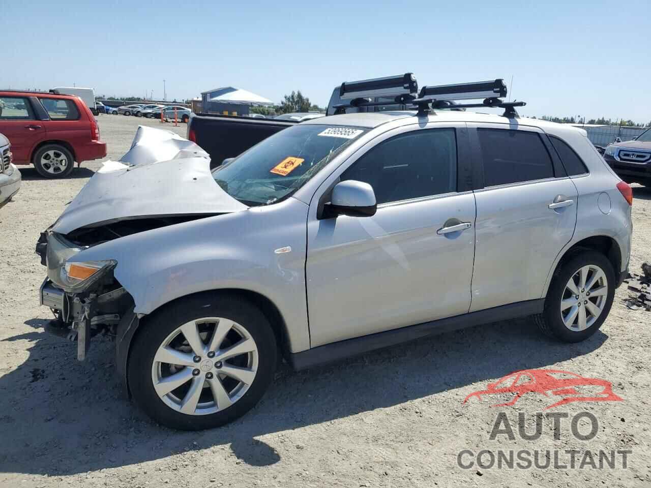 MITSUBISHI OUTLANDER 2015 - 4A4AR4AUXFE034812