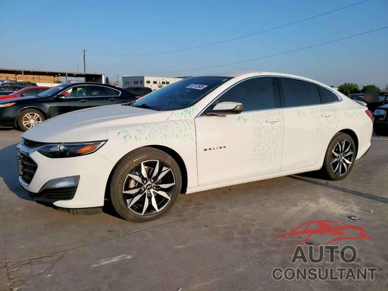 CHEVROLET MALIBU 2022 - 1G1ZG5ST1NF105537