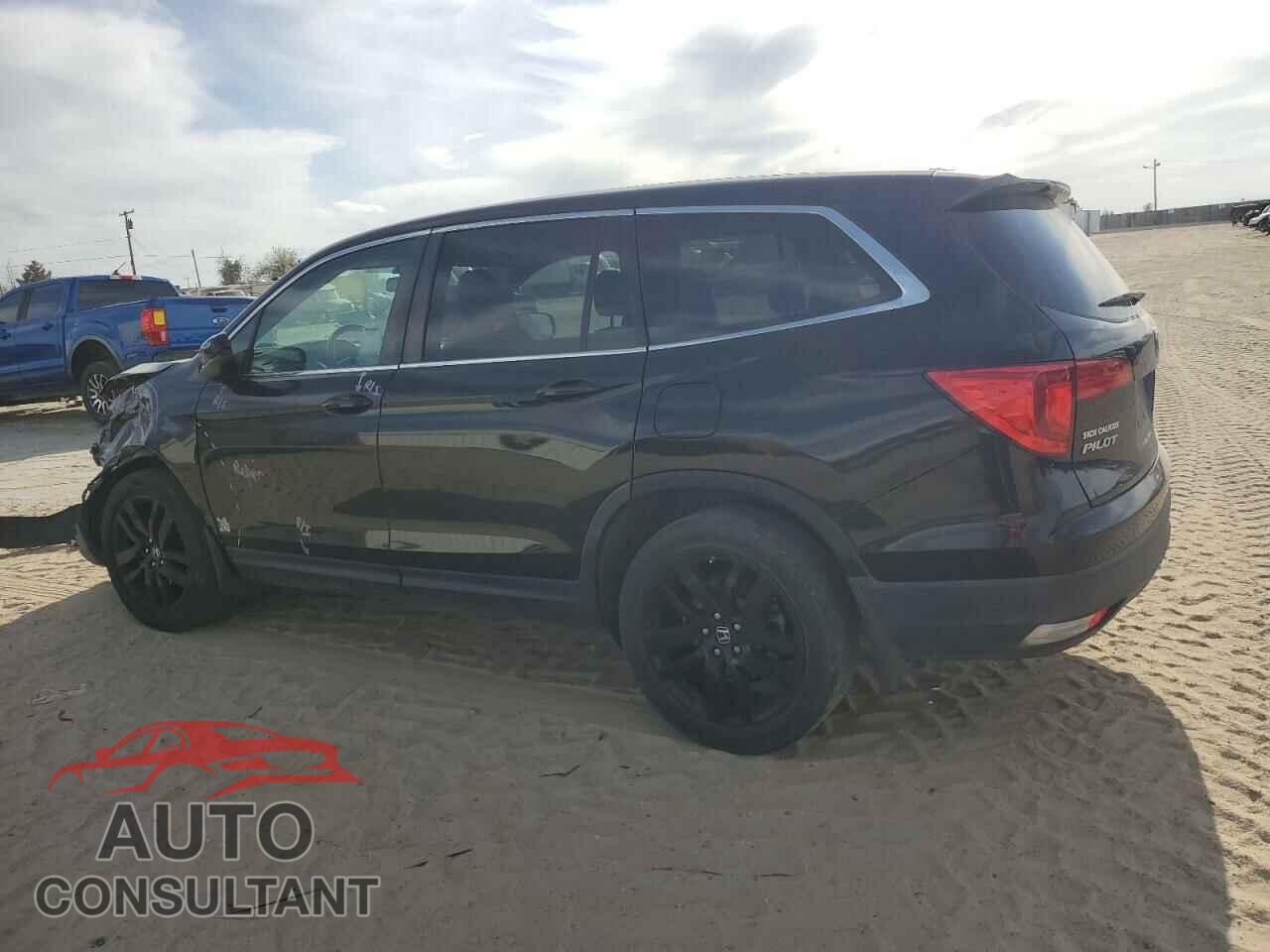 HONDA PILOT 2017 - 5FNYF5H53HB005754