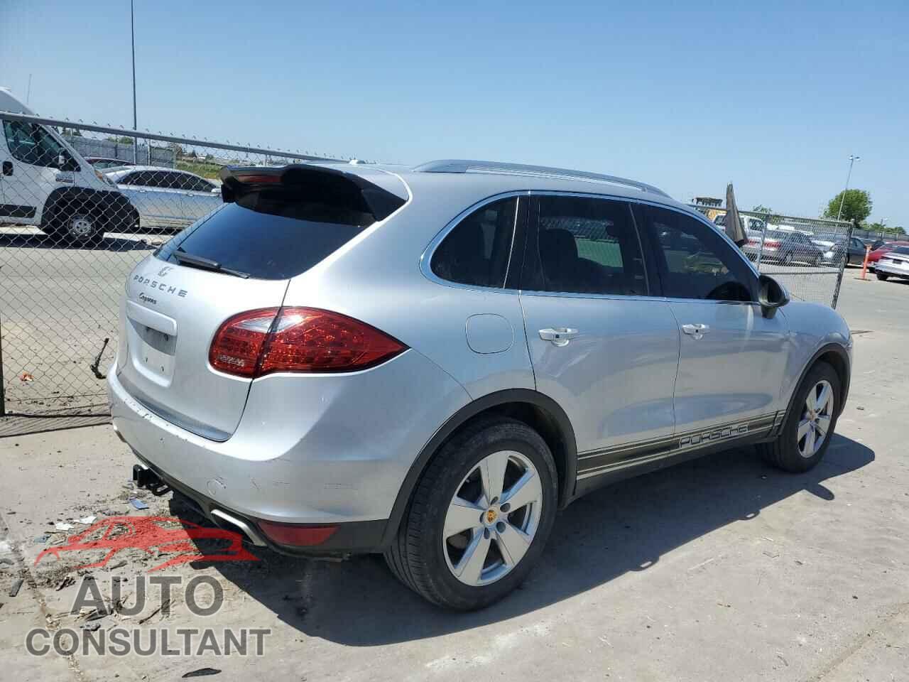 PORSCHE CAYENNE 2012 - WP1AA2A21CLA12561
