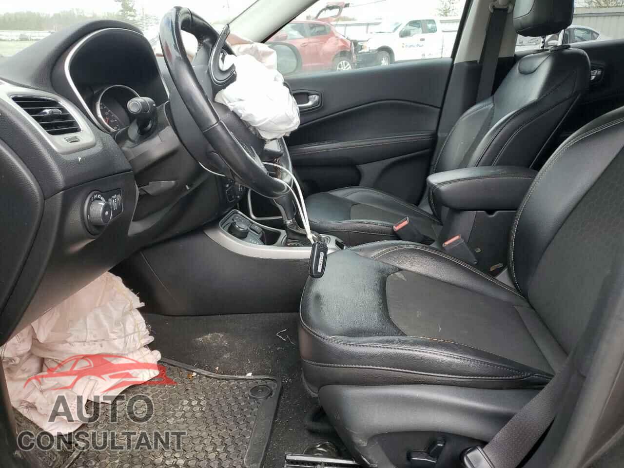 JEEP COMPASS 2020 - 3C4NJDBB1LT205116
