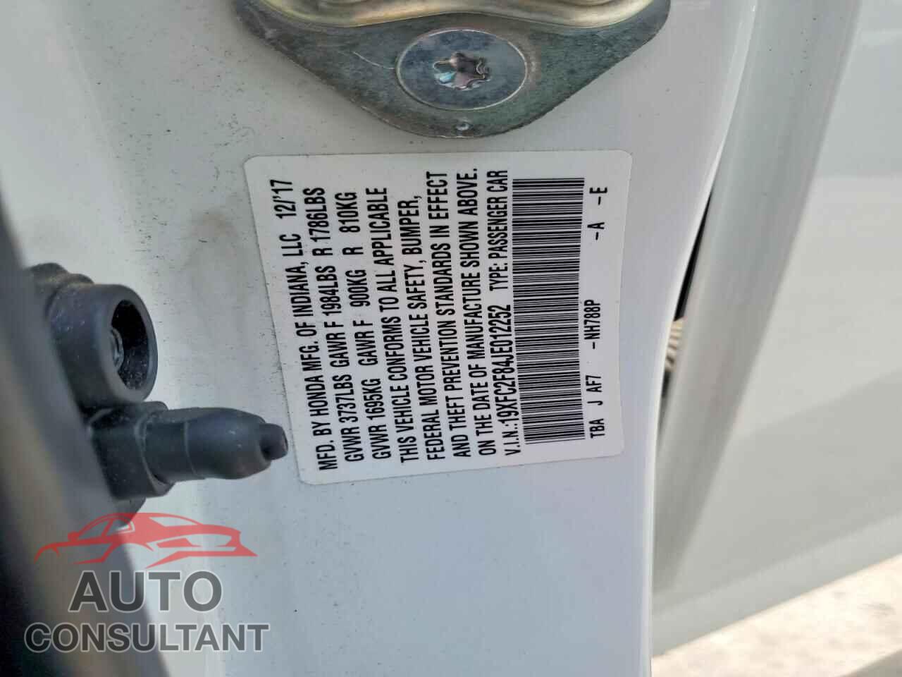 HONDA CIVIC 2018 - 19XFC2F84JE012252