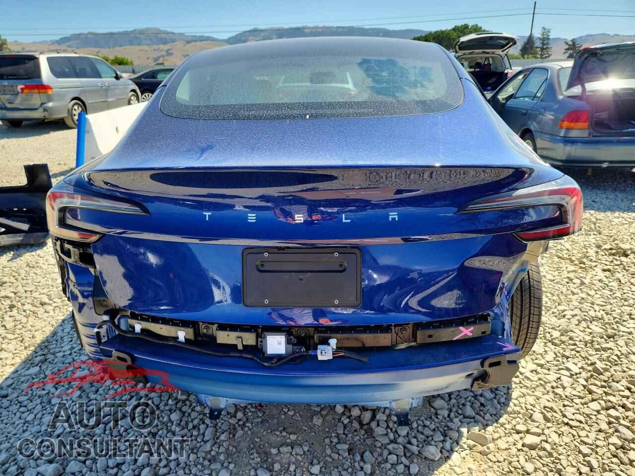 TESLA MODEL 3 2025 - 5YJ3E1EA7SF920962