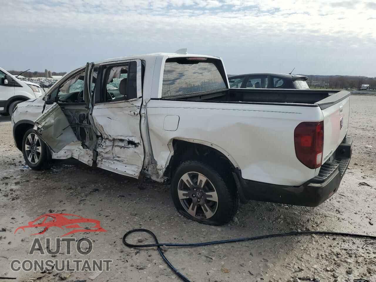HONDA RIDGELINE 2018 - 5FPYK3F69JB014290