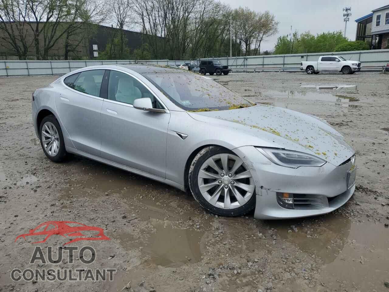 TESLA MODEL S 2018 - 5YJSA1E29JF297097