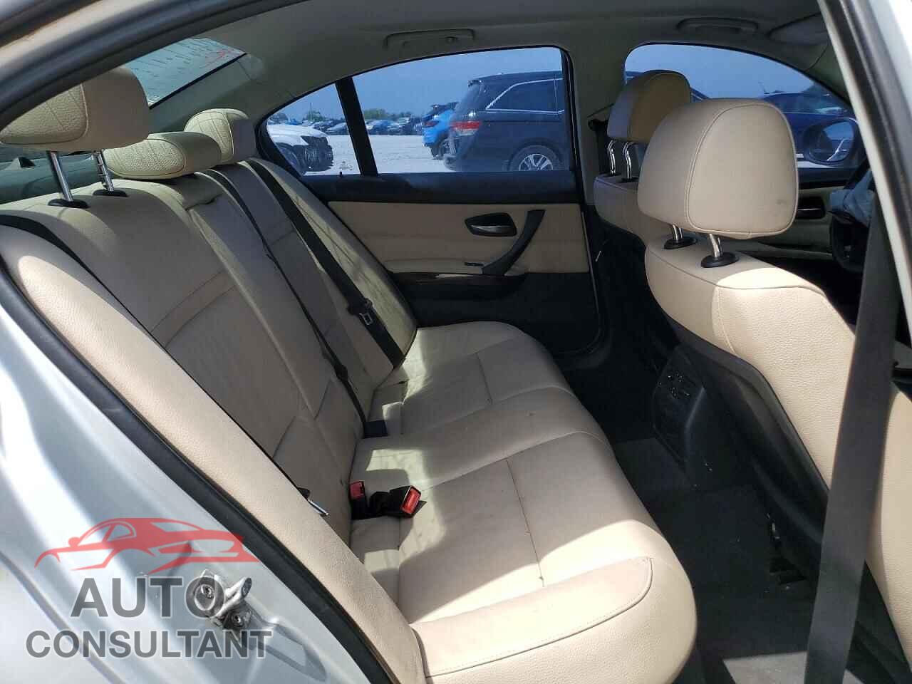 BMW 3 SERIES 2011 - WBAPH7C56BE676866