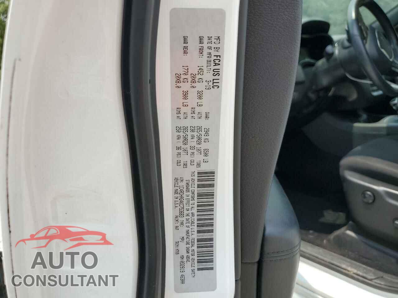 DODGE DURANGO 2019 - 1C4RDHAG4KC753683