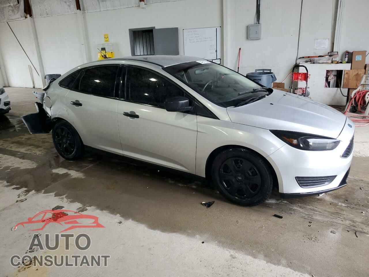 FORD FOCUS 2016 - 1FADP3E23GL359995