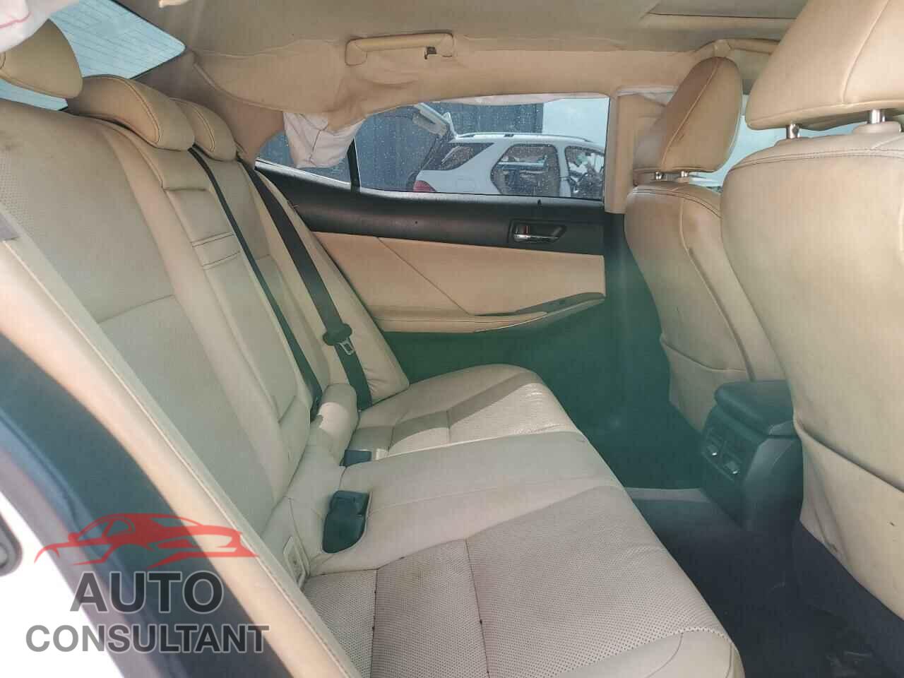LEXUS IS 2014 - JTHBF1D21E5024728