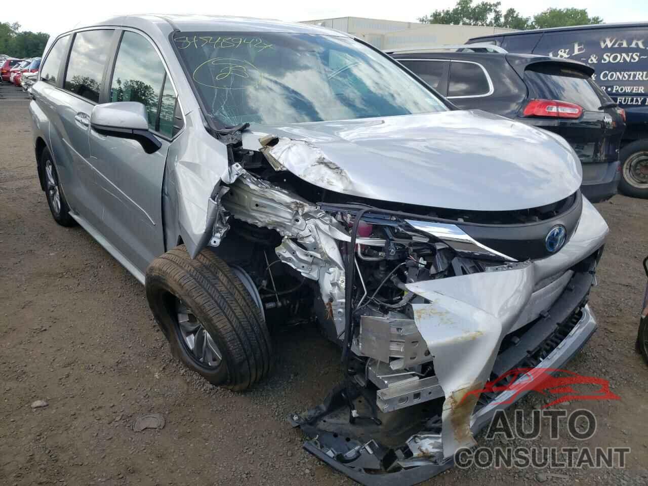 TOYOTA SIENNA 2021 - 5TDKRKEC2MS022078