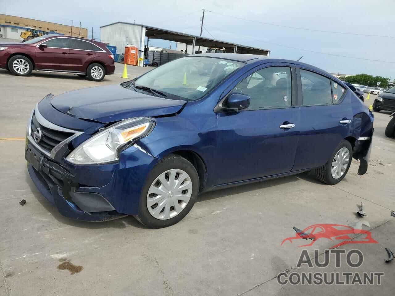 NISSAN VERSA 2018 - 3N1CN7AP6JL811280