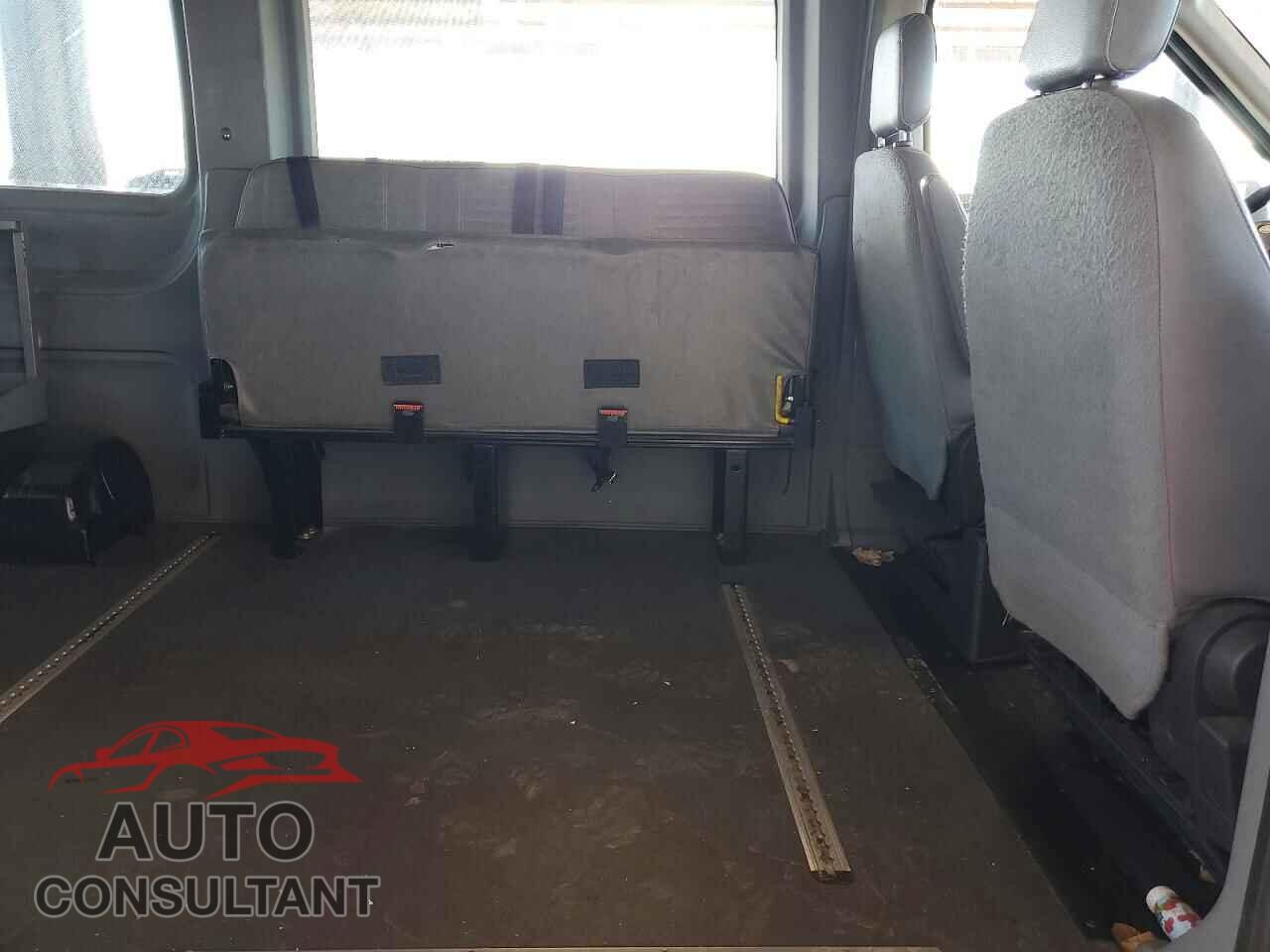 FORD TRANSIT 2015 - 1FTNE2CM5FKB06586