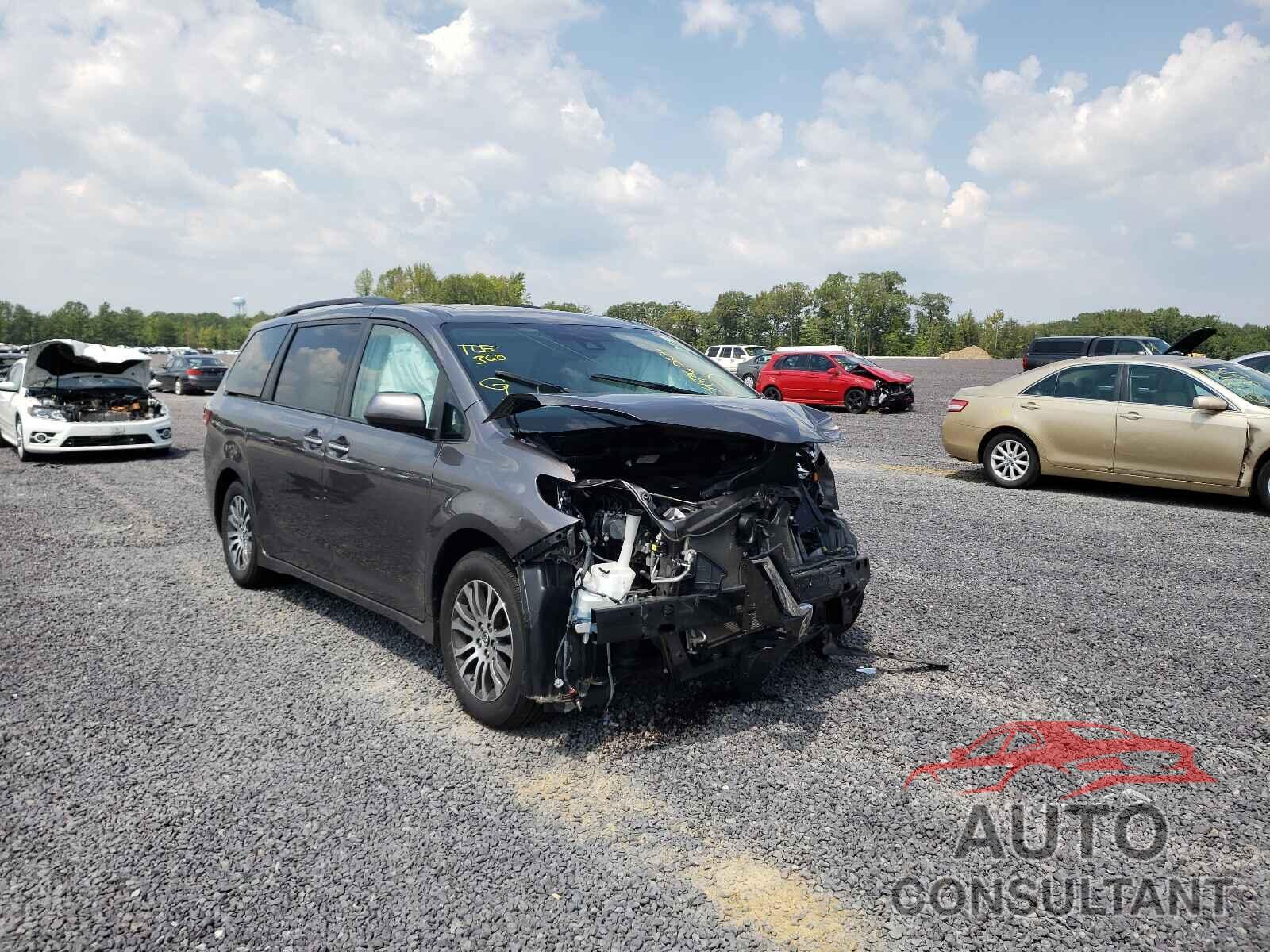 TOYOTA SIENNA 2019 - 5TDYZ3DC8KS974663