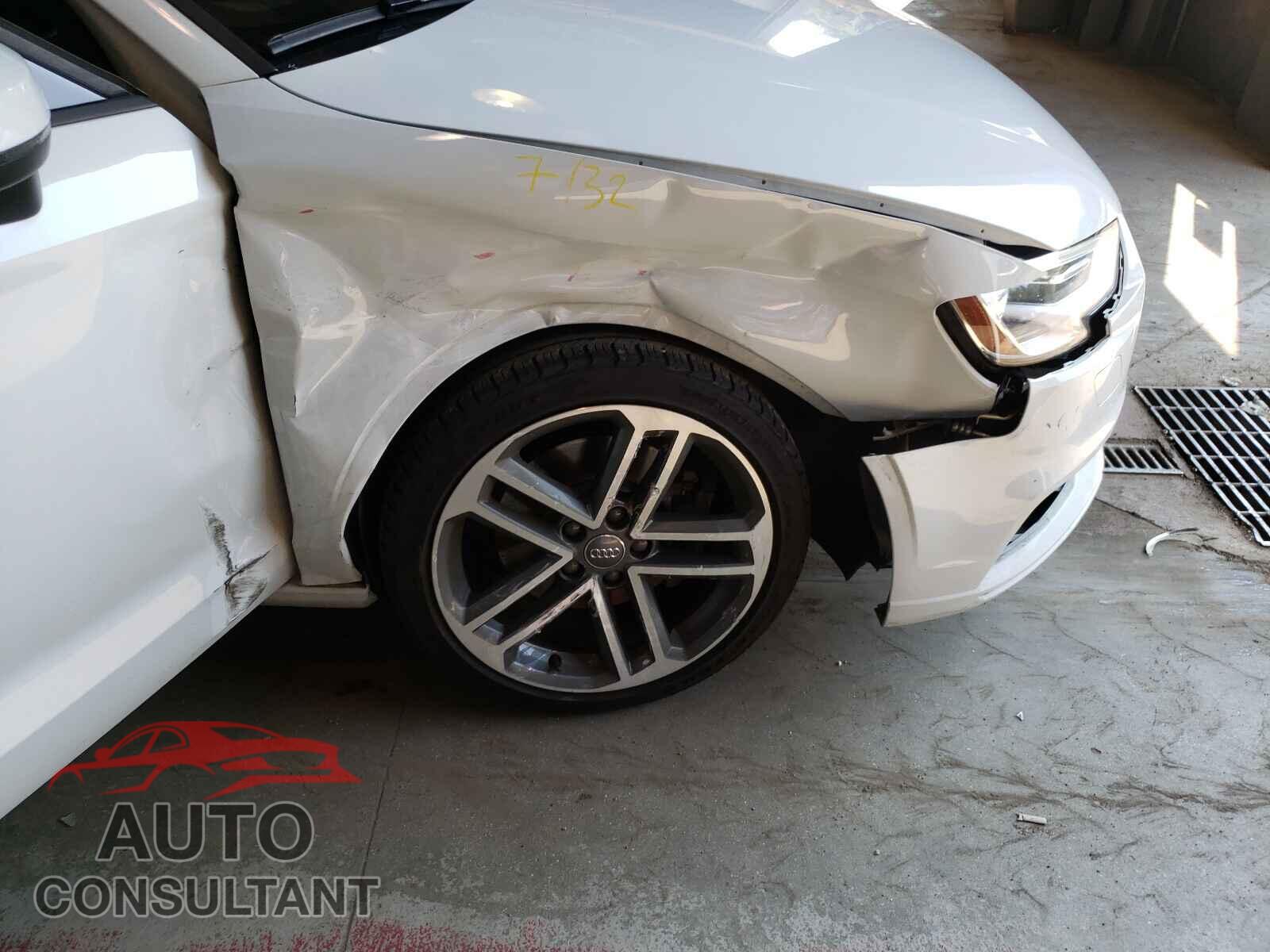 AUDI A3 2017 - WAUB8GFF4H1065233