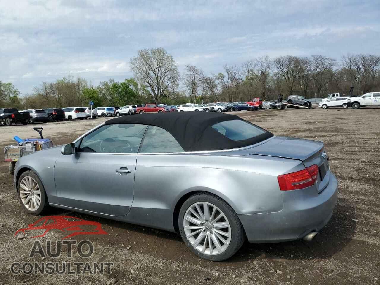 AUDI A5 2010 - WAULFAFH8AN007536