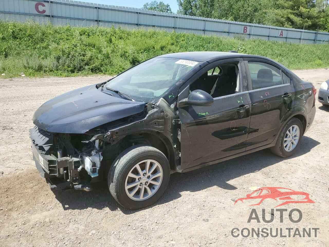 CHEVROLET SONIC 2018 - 1G1JD5SH6J4108697