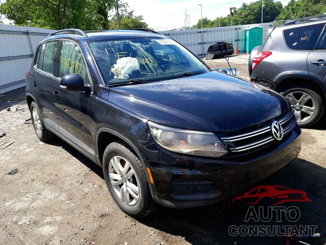 VOLKSWAGEN TIGUAN 2017 - WVGBV7AX2HW501880