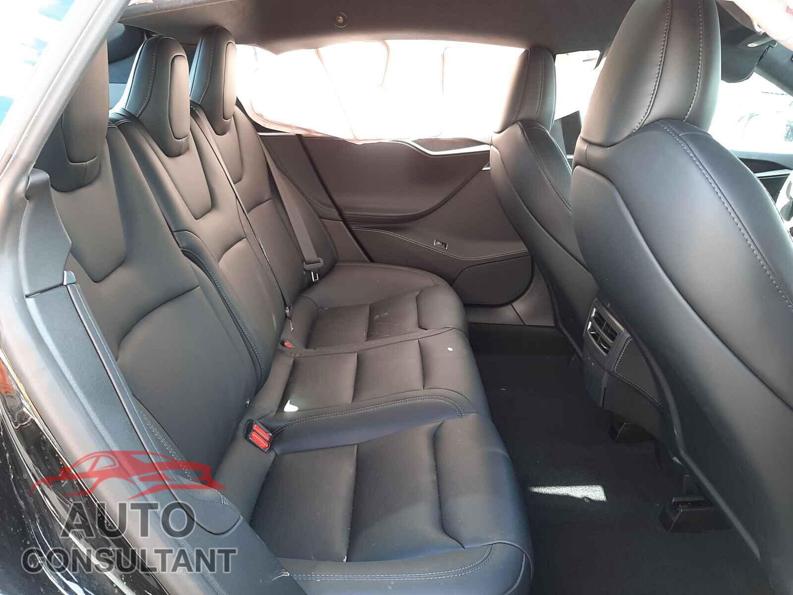 TESLA MODEL S 2021 - 5YJSA1E49MF418328