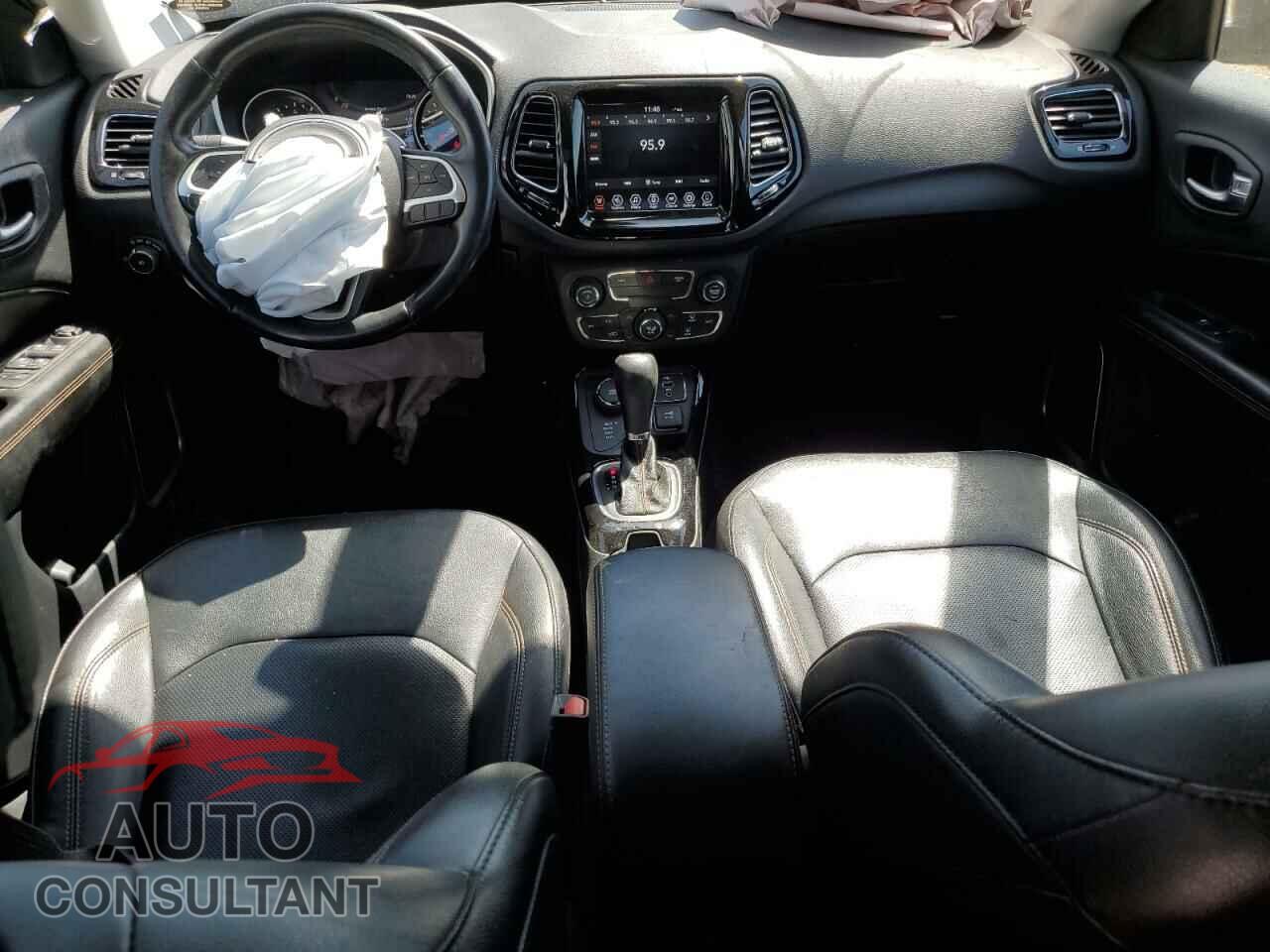 JEEP COMPASS 2020 - 3C4NJDCB5LT160941