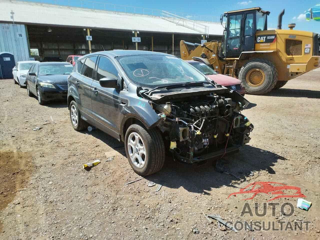 FORD ESCAPE 2018 - 1FMCU0F76JUA04601