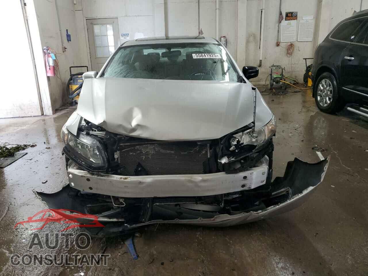 HONDA CIVIC 2015 - 19XFB2F83FE018845