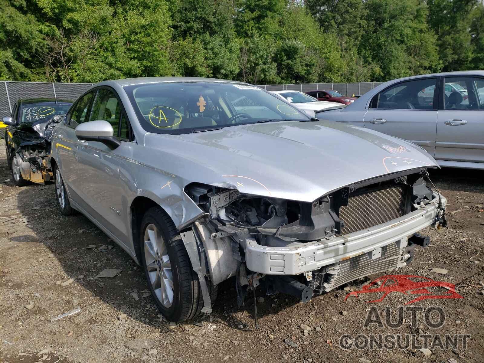 FORD FUSION 2017 - 3FA6P0LU1HR383680