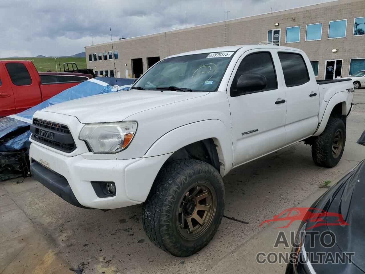 TOYOTA TACOMA 2015 - 3TMLU4EN0FM179434