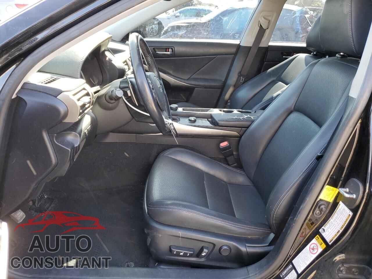 LEXUS IS 2015 - JTHBF1D29F5065996