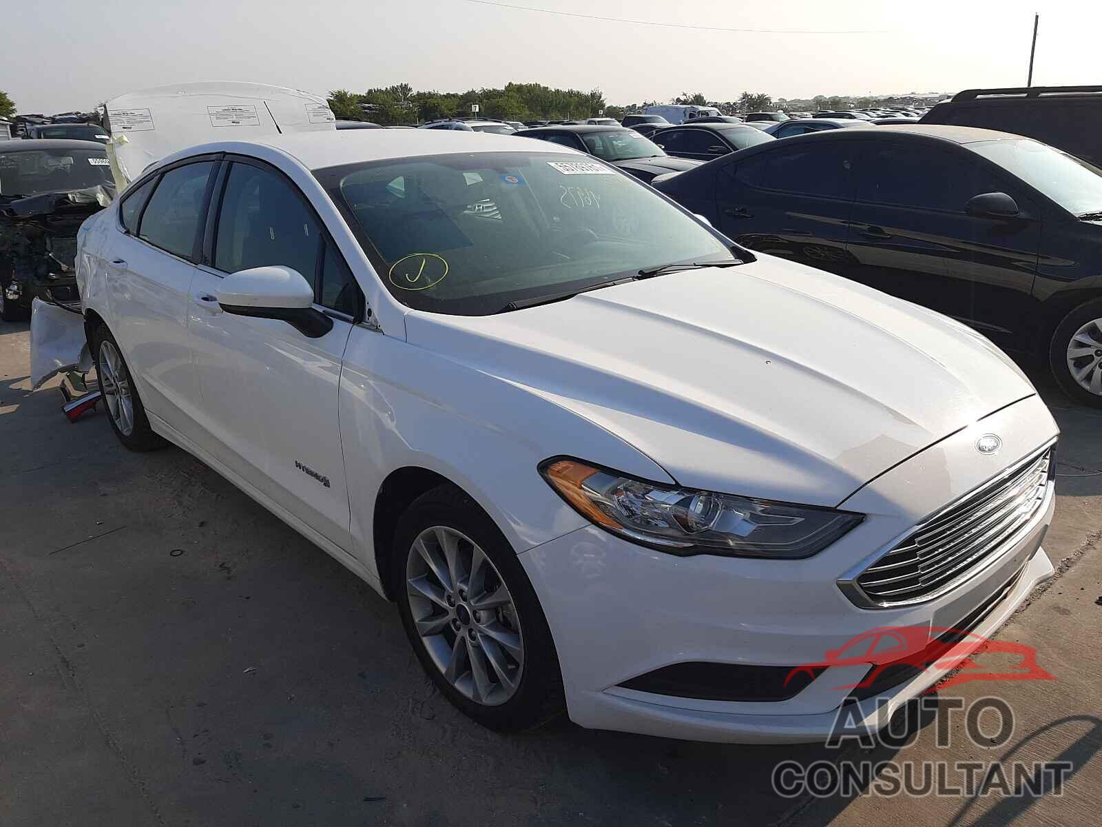 FORD FUSION 2017 - 3FA6P0LU7HR357200