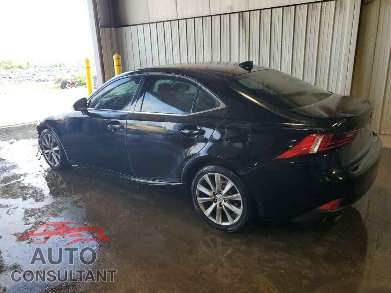 LEXUS IS 2015 - JTHCF1D27F5018955