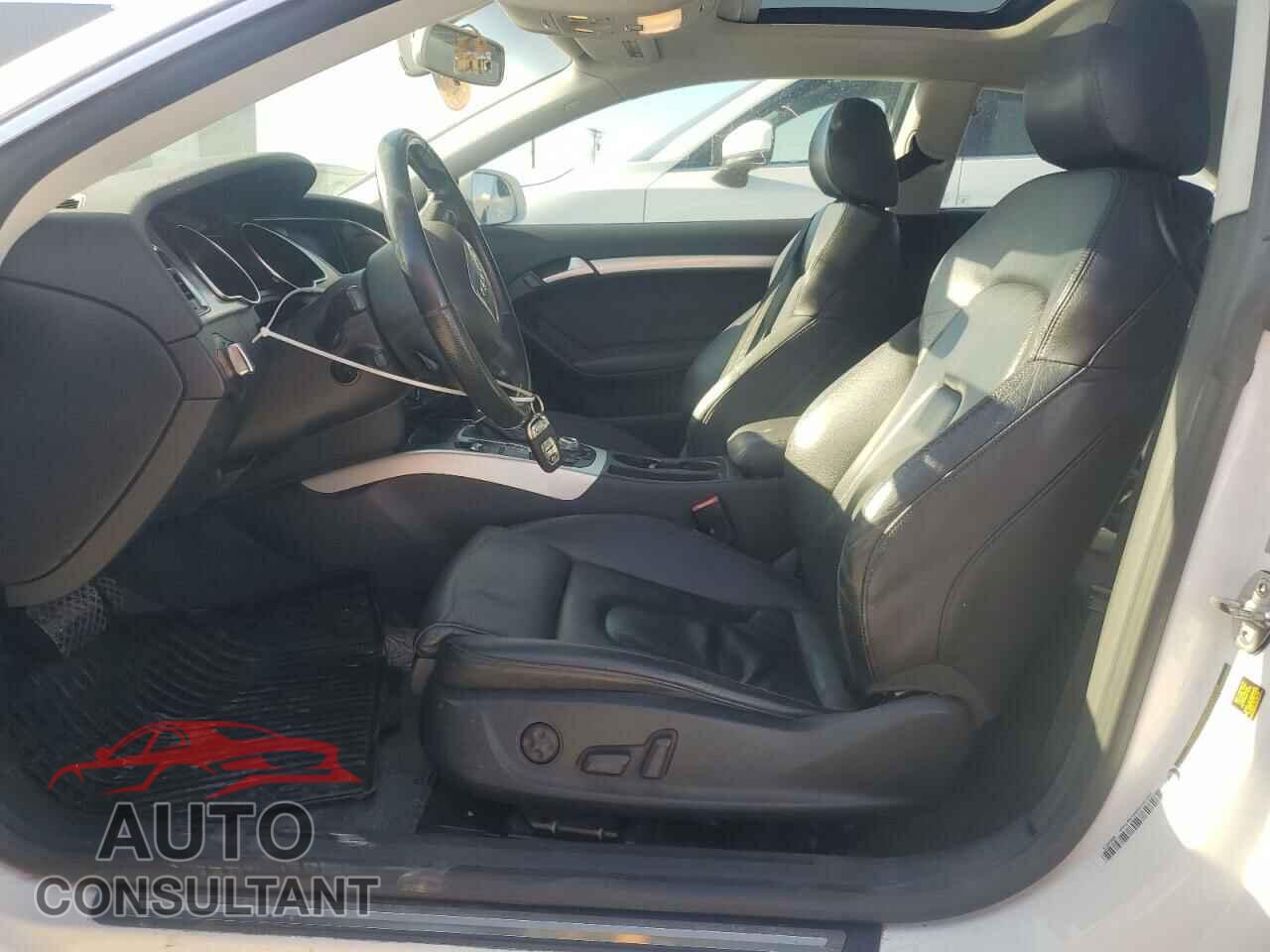 AUDI A5 2010 - WAULFAFR7AA071955