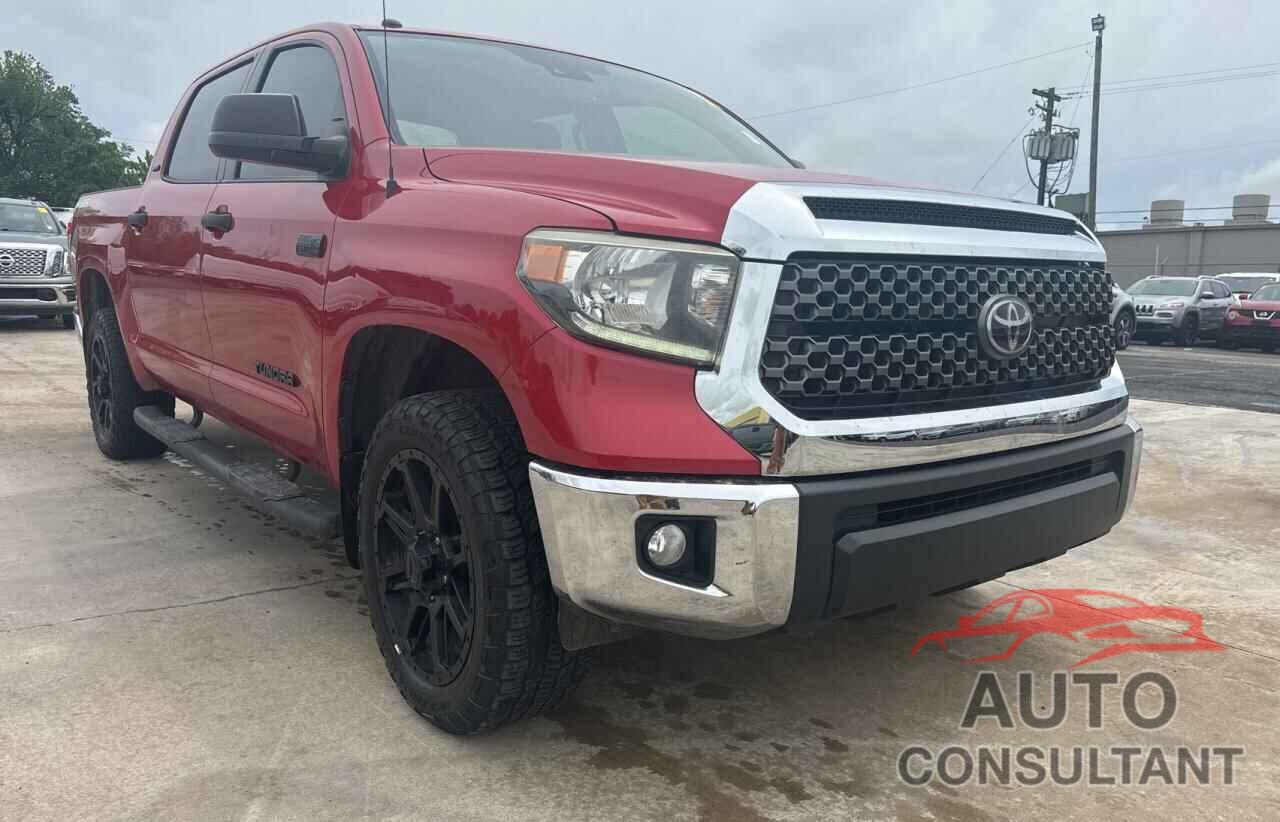 TOYOTA TUNDRA 2019 - 5TFDW5F18KX788825
