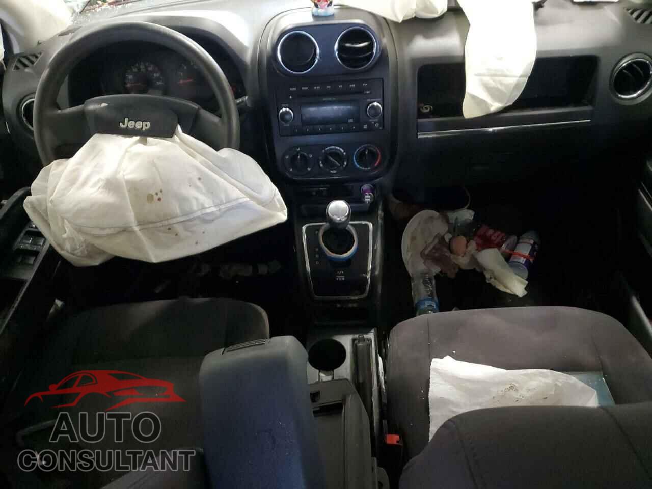 JEEP COMPASS 2009 - 1J4FT47B19D102746