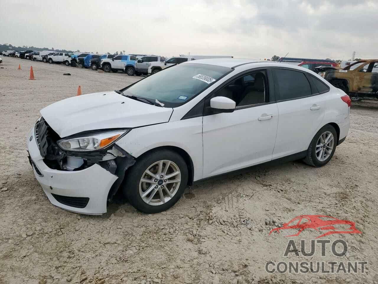 FORD FOCUS 2018 - 1FADP3F23JL246375