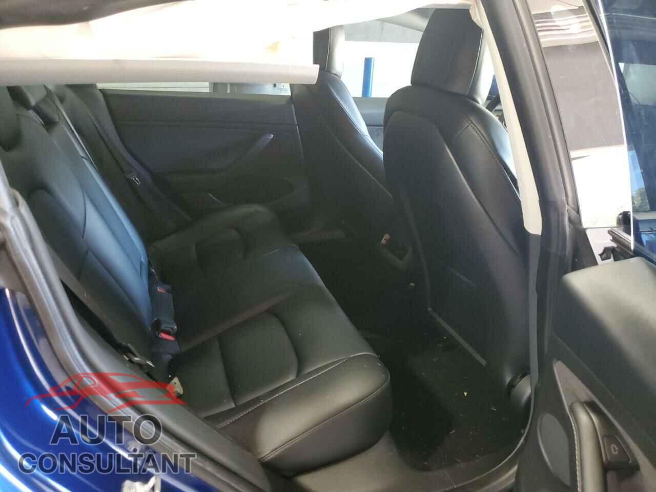 TESLA MODEL 3 2021 - 5YJ3E1EA8MF089376