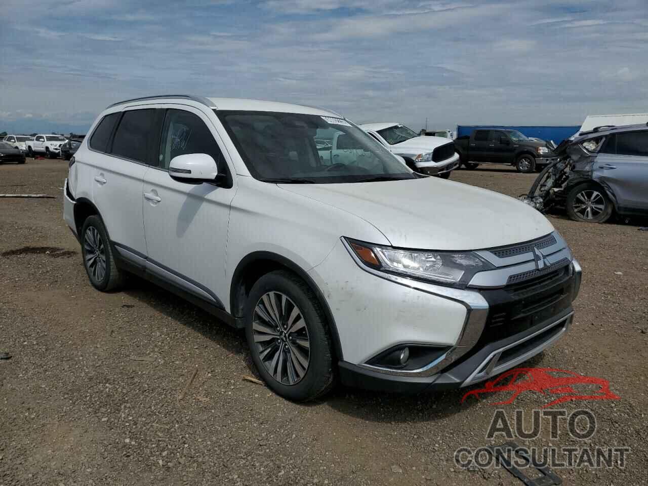 MITSUBISHI OUTLANDER 2020 - JA4AZ3A32LZ034231